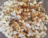 Foto langkah ke 8 dari resep Popcorn caramel.
