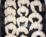 Foto del paso 6 de la receta: Medialunas sin Hojaldre de Manteca