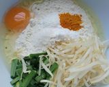 Gambar langkah 5 resipi Mee Rojak Ayam.