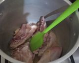 صورة لخطوة 1 من وصفة 👌طعام او (بربوشة)مرقة بيضاء 😋