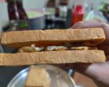 A picture of step 4 of Easy Bread Omelete.