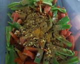A picture of step 2 of Gajar ka achar.