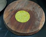 A picture of step 4 of Green Peas Masala Poori.