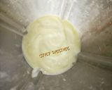 A picture of step 3 of Home-made Mayonnaise.