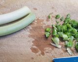 Foto del paso 2 de la receta: Arroz chaufa de camarones a la Yooko
