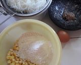 Foto langkah ke 1 dari resep Bakwan Bihun Jagung.