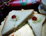 A picture of step 4 of Cucumber Curd Sandwiches.