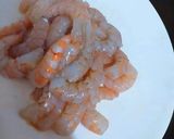 Foto del paso 10 de la receta: Sopa de mariscos y pescados congelados y gambas frescas