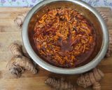 A picture of step 4 of Raw turmeric ginger pickle.