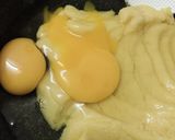 Hình bước làm 4 của món Bánh Su kem trứng muối