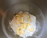 Une image de l'étape 2 de Pâte brisée au lait et épices méditerranéennes (pour tarte salée).