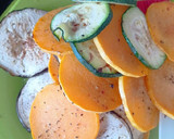 Foto del paso 2 de la receta: Timbales de verduras 🌈🍆🥒🎃 con mozzarella 🧀 y heura
