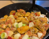 Foto del paso 6 de la receta: Pollo con verduras