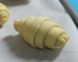 Foto langkah ke 9 dari resep Croissant.