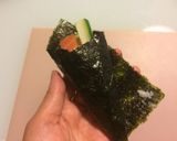 Foto del passaggio 6 della ricetta Temaki Sushi (Sushi arrotolato a mano)