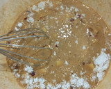 Foto del paso 3 de la receta: Bizcocho húmedo con confitura de nísperos y manzana 🍎