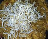 Foto langkah ke 7 dari resep Pad Thai.