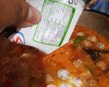 Foto langkah ke 4 dari resep Sambal goreng kreni krecek (bola2 daging dan krecek).