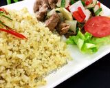 A picture of step 4 of Shaking Beef Fried Rice (Cơm Bò Lúc Lắc).