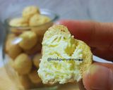 Foto langkah ke 6 dari resep Soes Kering Crunchy isi Cream Keju.