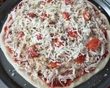 A picture of step 3 of Chicken Pizza 🍕.