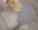 A picture of step 2 of Potato poori.