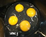 عکس مرحله 1 از دستور کیک اسفنجی شکلاتی (بدون بکینگ پودر و روغن)