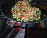 Foto langkah ke 3 dari resep Nasi Maqlubah Ayam (رز مقلوبة بالدجاج).