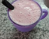 Foto del paso 3 de la receta: Licuado de frutilla con leche