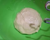 Foto langkah ke 3 dari resep Roti Pizza Mini Empuk.