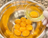 Foto del paso 4 de la receta: Pastel de yema y almendras. (Yolk and almond cake)