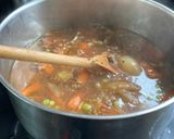 A picture of step 3 of Leftover roast dinner soup.