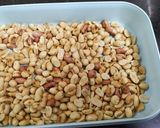 "गुळ शेंगदाणे लाडू"(Gul Shengdane Ladoo Recipe In Marathi) रेसिपी स्टेप 1 फोटो 
