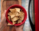 Foto del paso 4 de la receta: Totopos Horneados