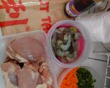 Foto langkah ke 1 dari resep Lumpia ayam udang kulit tahu.