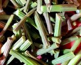 A picture of step 1 of Drumstick Soup.