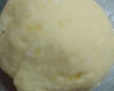 Foto del paso 1 de la receta: Tarta de cebolla y queso, con masa de papa (sin tacc)🥔🧅😋