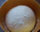 Tejes zsemle recept fázis 1 fotója