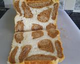 Foto langkah ke 9 dari resep Roti Tawar Belang-belang (Tanpa Telur, Empuk!).