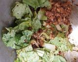 Foto langkah ke 3 dari resep Mie Goreng Ayam Pedas.