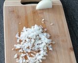 Foto del paso 1 de la receta: Arroz caldoso con sepia, almejas y gambones