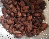 Foto del paso 5 de la receta: Almendras y nueces tostadas con cocoa