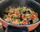Foto del paso 2 de la receta: Ox tail soup (sopa de rabo de res)
