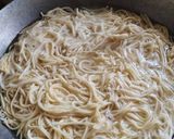 A picture of step 1 of Veg chowmin.