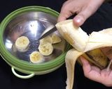 A picture of step 1 of Eggless Banana Pancakes.