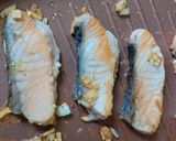 Foto langkah ke 4 dari resep Salmon Goreng.