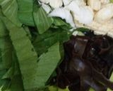 Foto langkah ke 1 dari resep Tumis sayur.