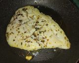 Foto langkah ke 3 dari resep Panfried Dori.