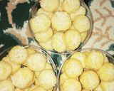 Foto langkah ke 2 dari resep Resep cheese cookies mudah, praktis dan anti gagal. Bisa tanpa oven!.
