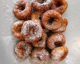 Foto del paso 4 de la receta: Buñuelos de Cuaresma cubiertos de crema quemada